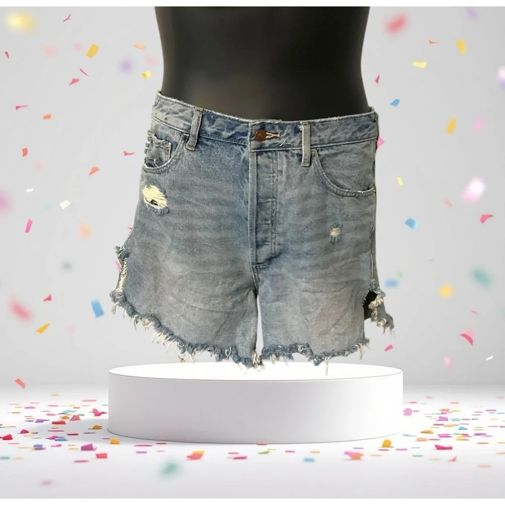 We the Free Blue‎ Denim Distressed Jean Short 27 Women Ripped Summer Streetwear